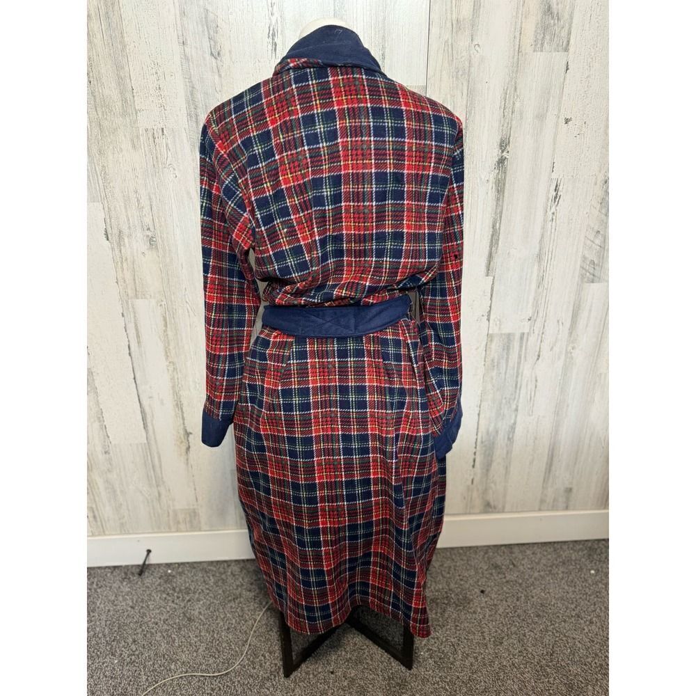 Robe - Picture 4 of 7